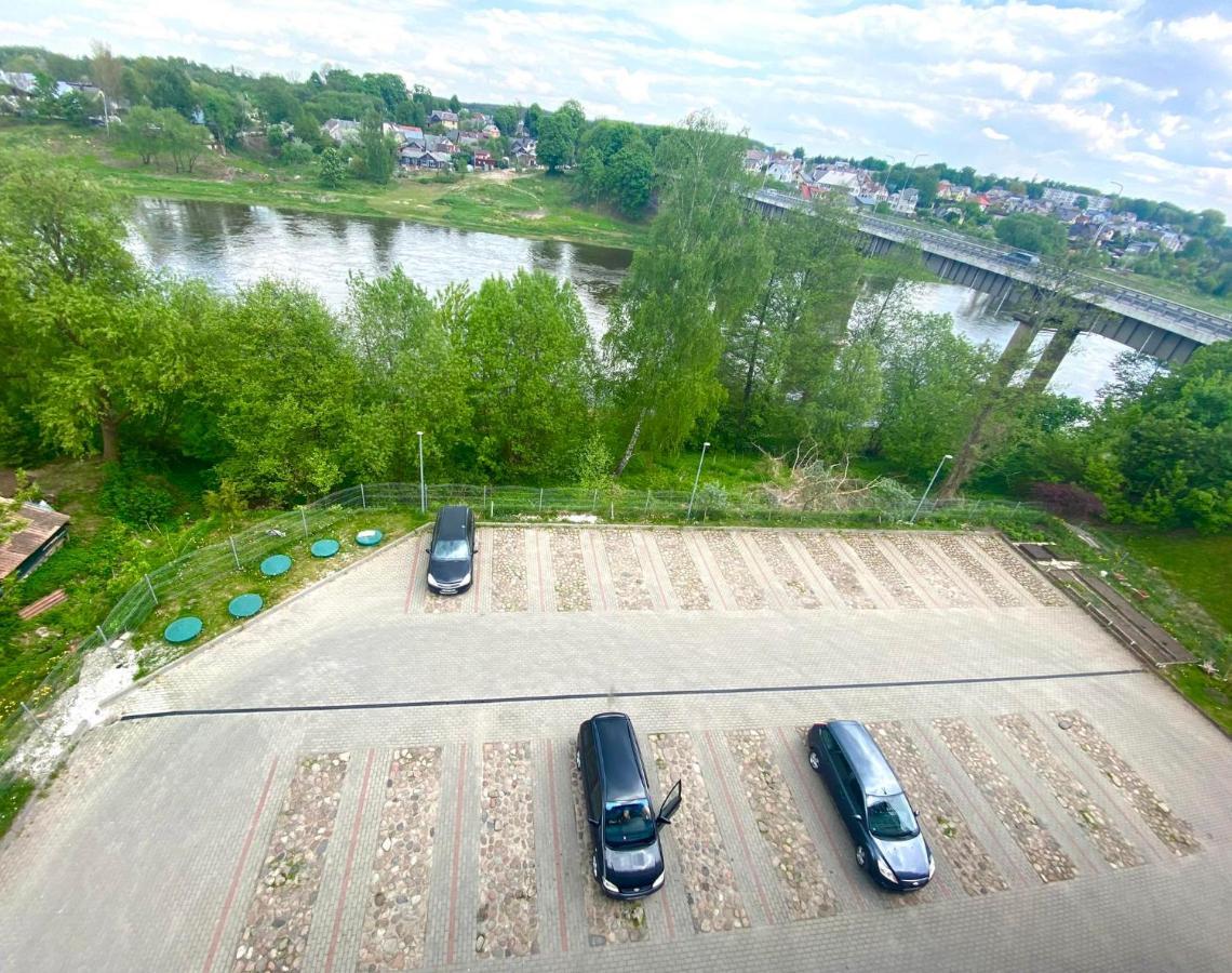 Auberge de jeunesse Rezidencija "Prieplauka" à Alytus Extérieur photo